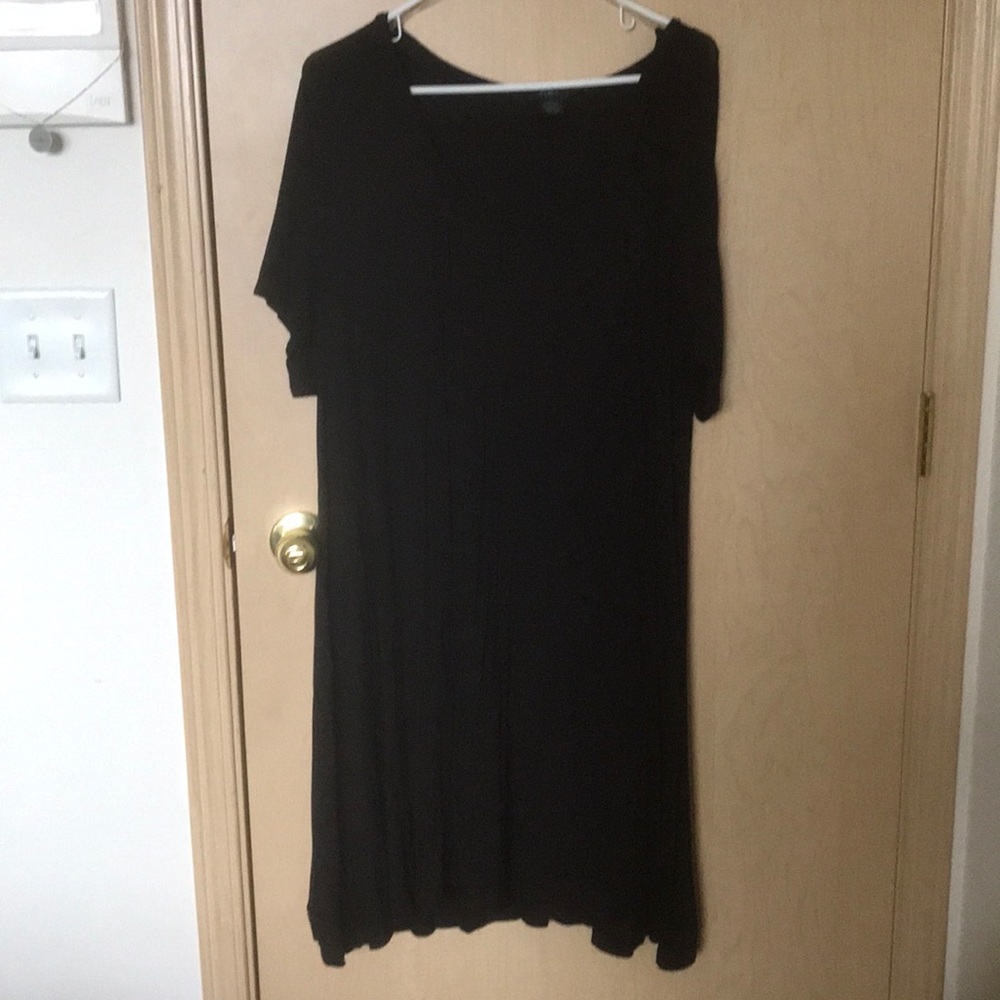 Rue 21 black jersey swing dress